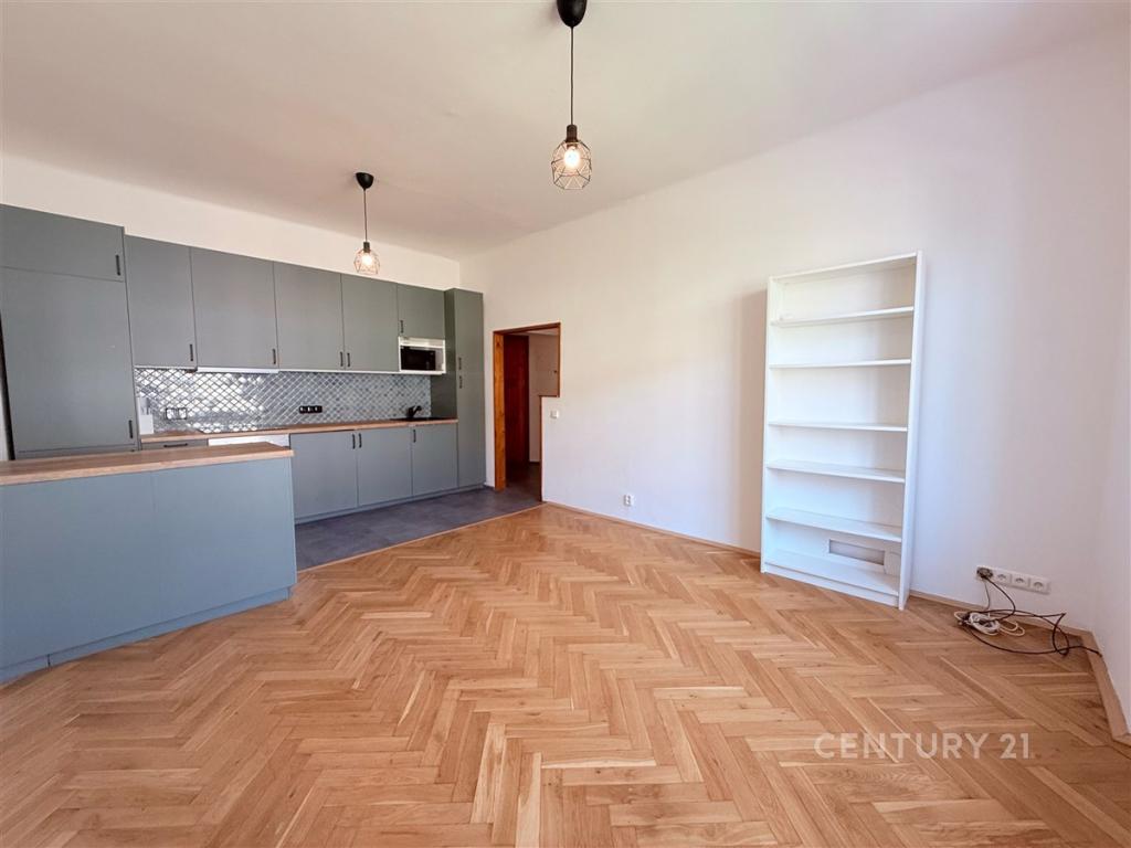Pronájem bytu 2+kk 50 m2
