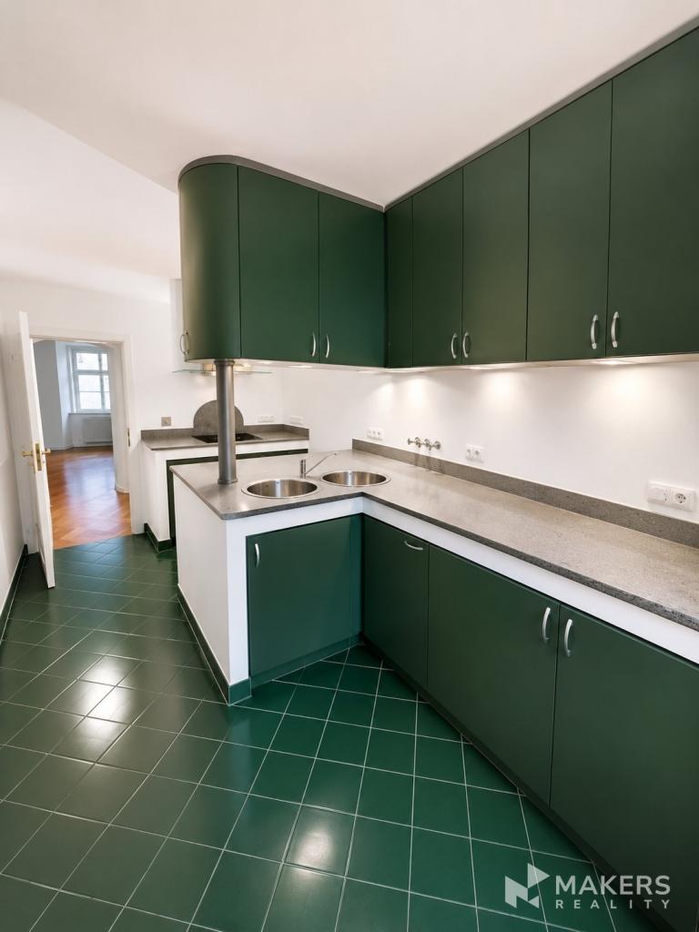 Pronájem bytu 4+kk 170 m2