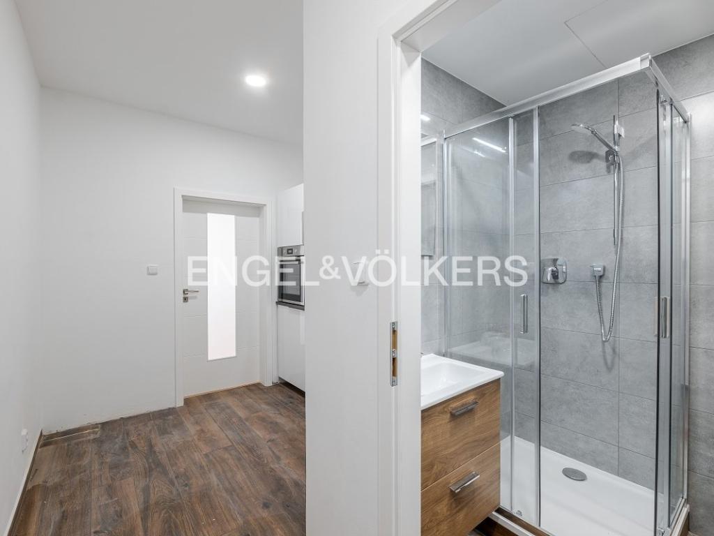 Pronájem bytu 1+1 38 m2