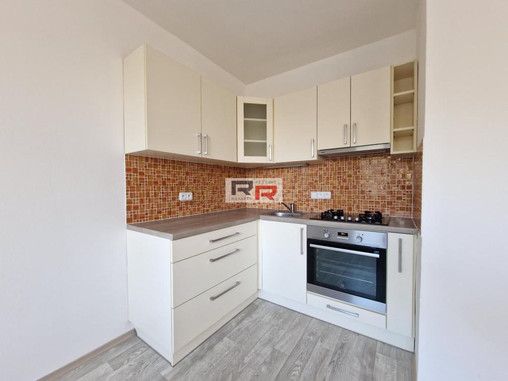 Stanovanje, 37 m²