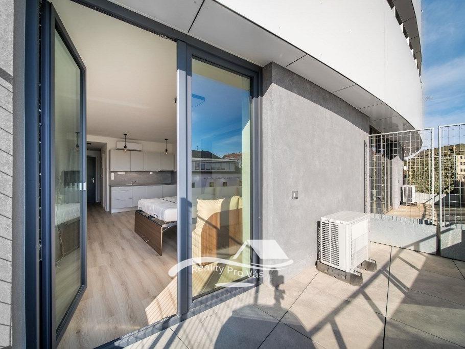 Pronájem bytu 1+kk 30 m2