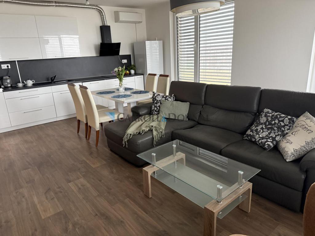 Pronájem bytu 4+kk 112 m2