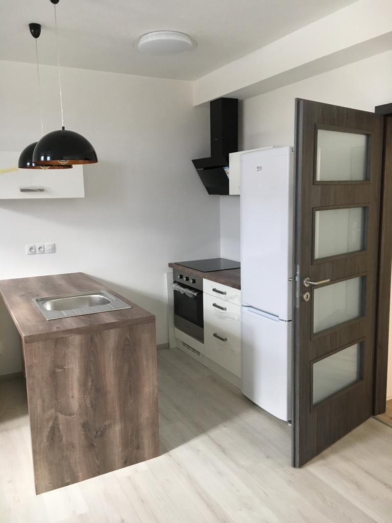 Pronájem bytu 1+kk 37 m2