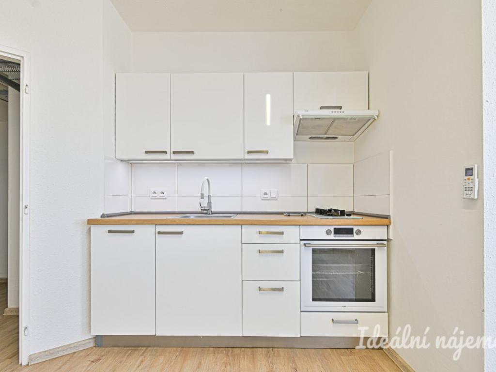 Pronájem bytu 2+kk 40 m2