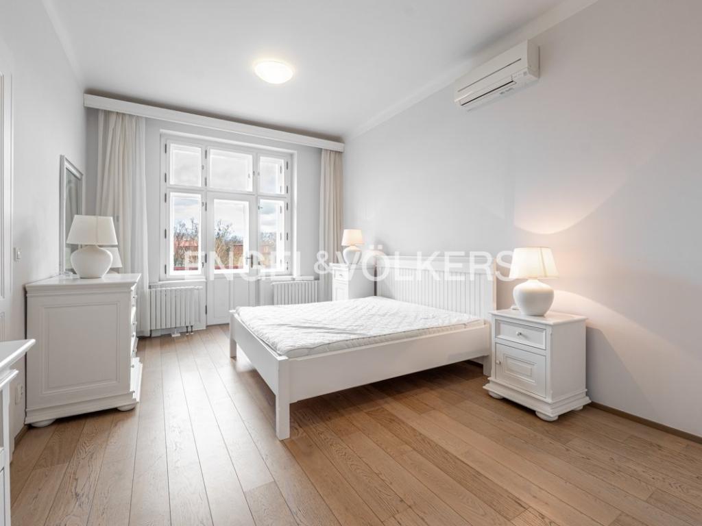 Pronájem bytu 4+kk 115 m2