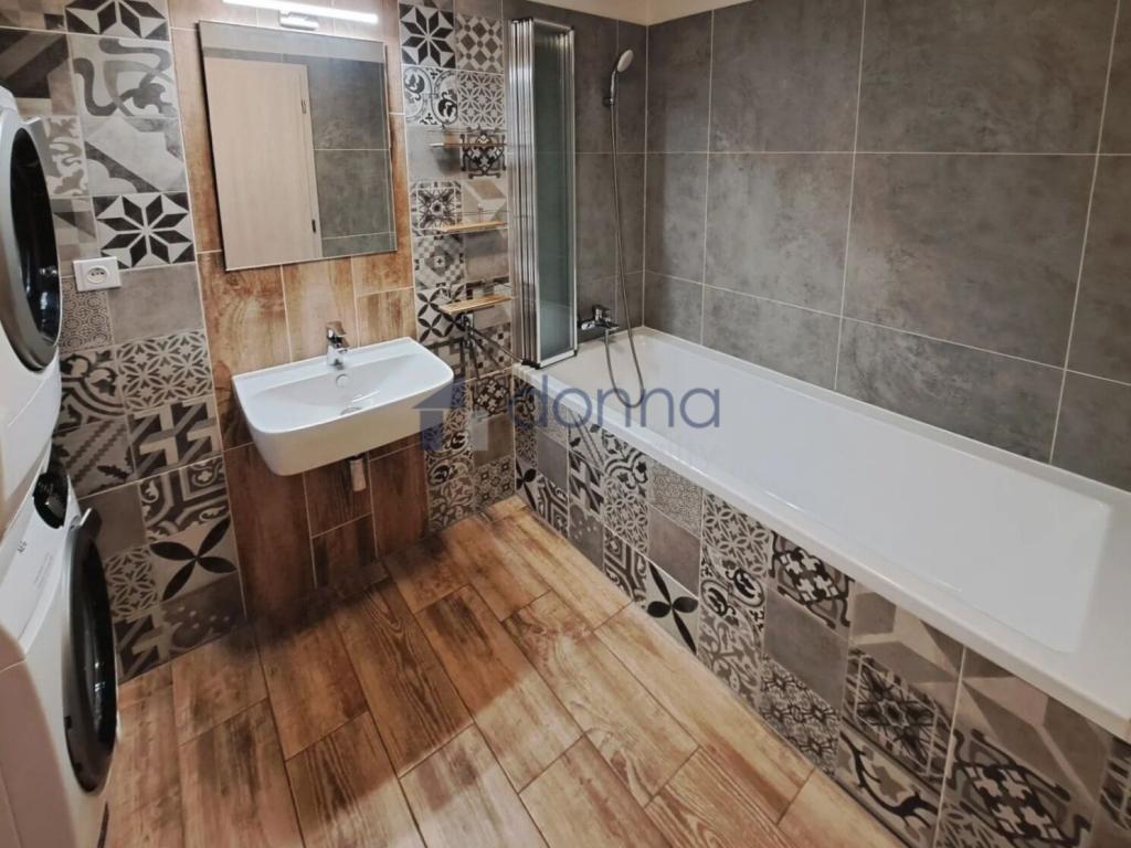 Pronájem bytu 3+kk 76 m2, Praha – náhled fotky 5