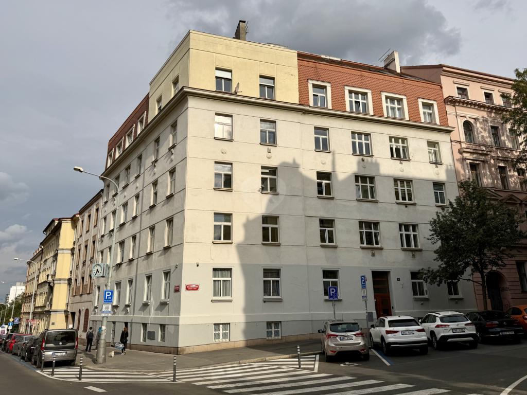 Pronájem bytu 2+kk 48 m2