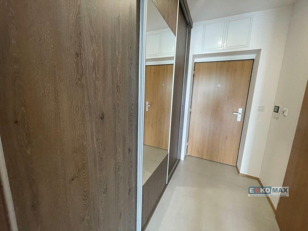 Pronájem bytu 1+kk 32 m2