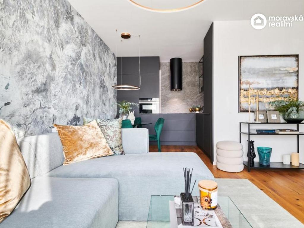 Pronájem bytu 2+kk 50 m2