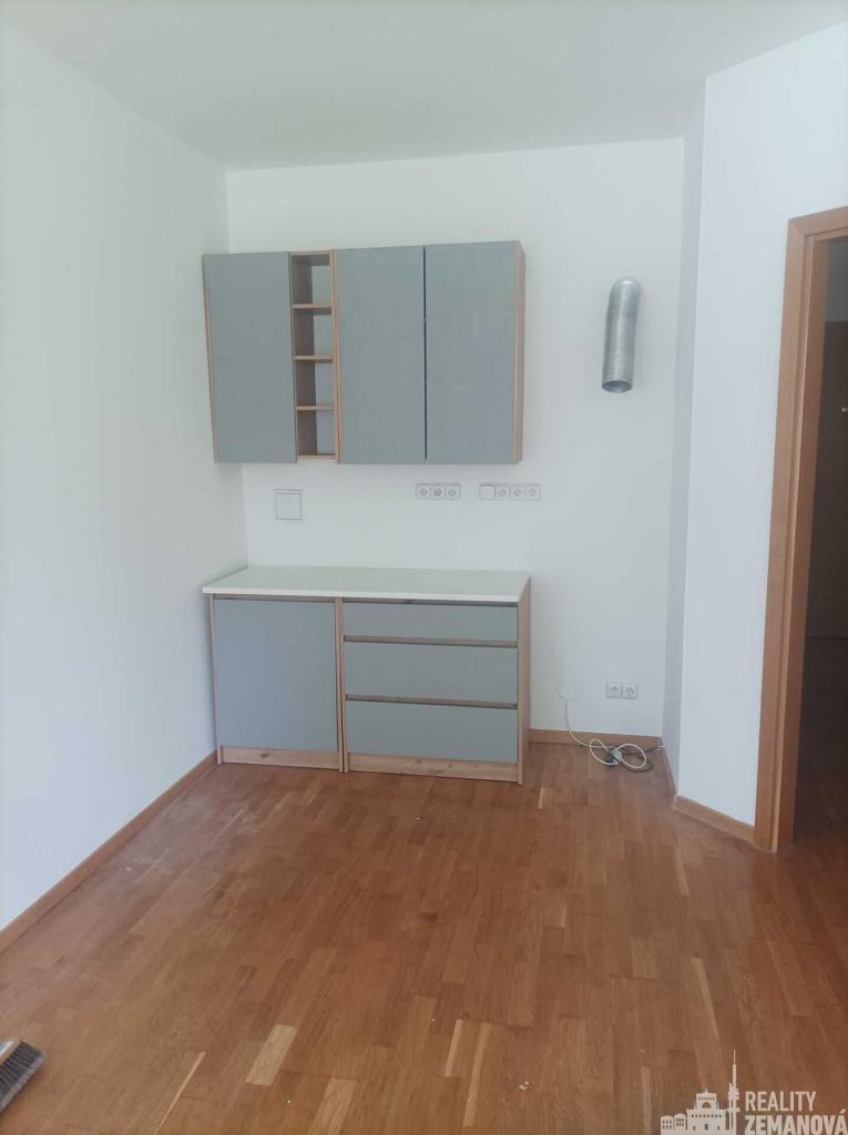 Pronájem bytu 2+kk 50 m2