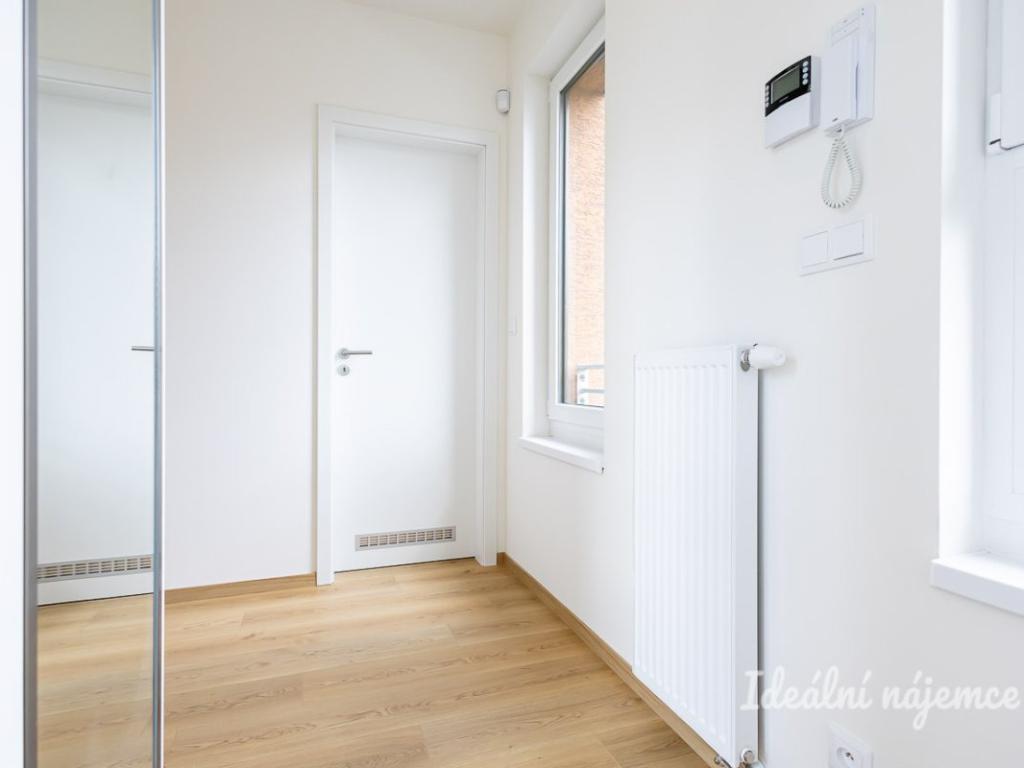 Pronájem bytu 1+kk 44 m2