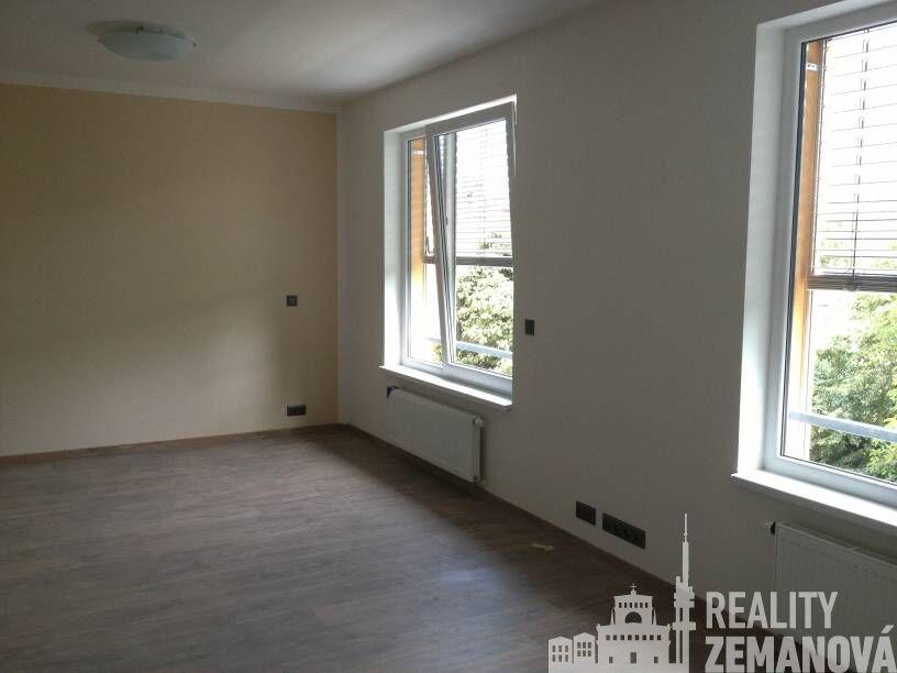 Pronájem bytu 1+kk 37 m2