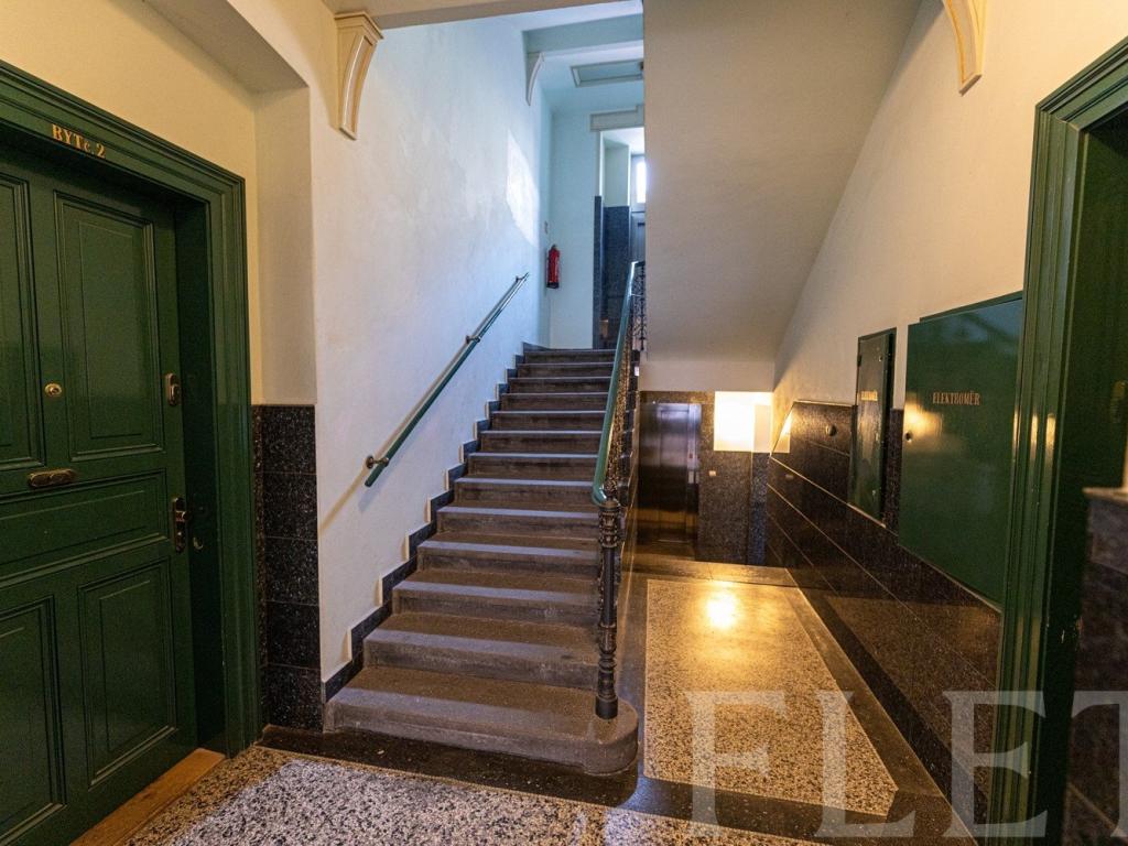 Pronájem bytu 3+1 117 m2, Praha – náhled fotky 19