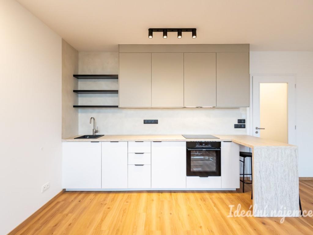 Pronájem bytu 1+kk 32 m2