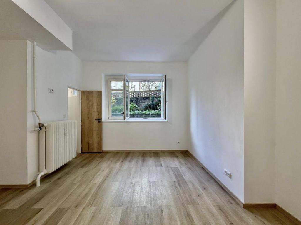 Pronájem bytu 1+1 40 m2