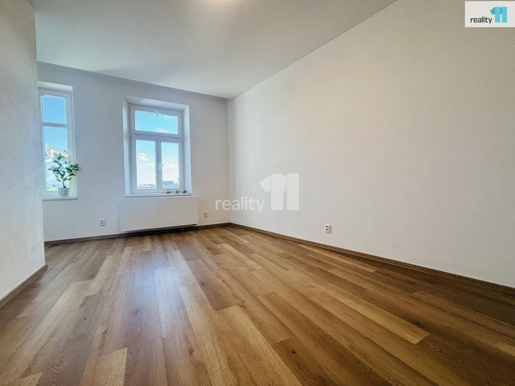 Pronájem bytu 1+1 37 m2