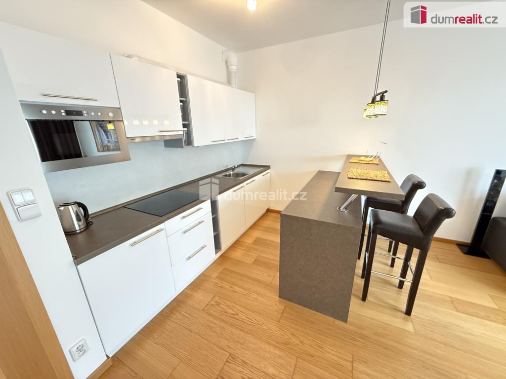 Pronájem bytu 1+kk 36 m2