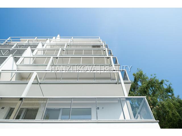 Pronájem bytu 2+kk 48 m2, České Budějovice – náhled fotky 21