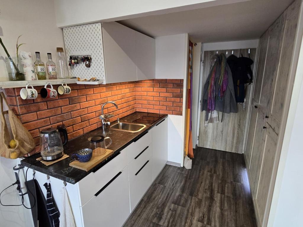 Pronájem bytu 1+kk 27 m2