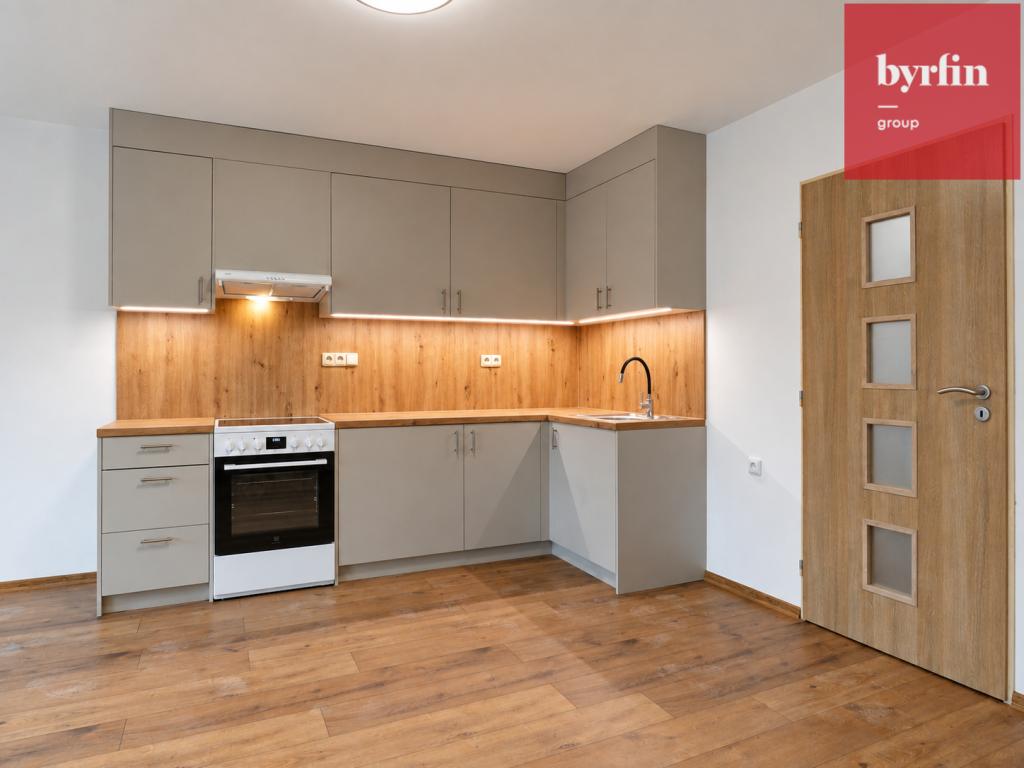 Pronájem bytu 1+kk 38 m2
