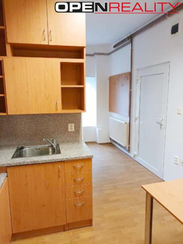 Pronájem bytu 1+1 30 m2