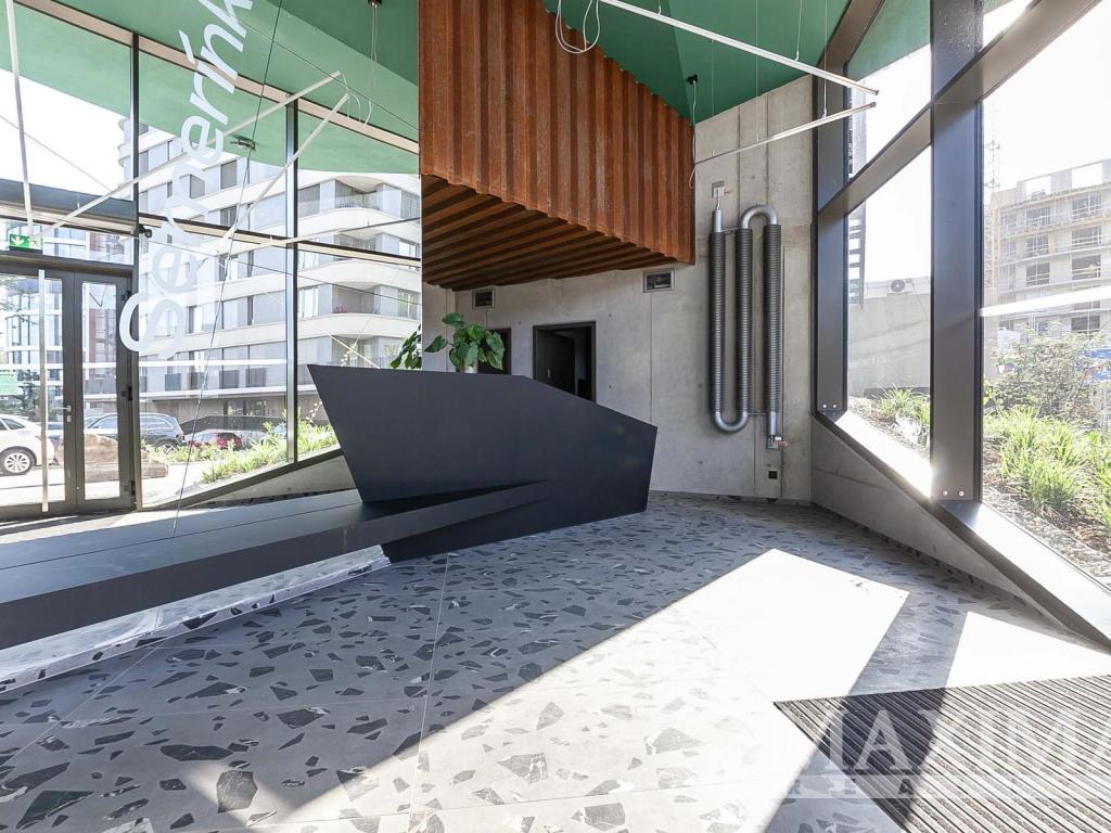 Prodej bytu 1+kk 37 m2, Praha – náhled fotky 24