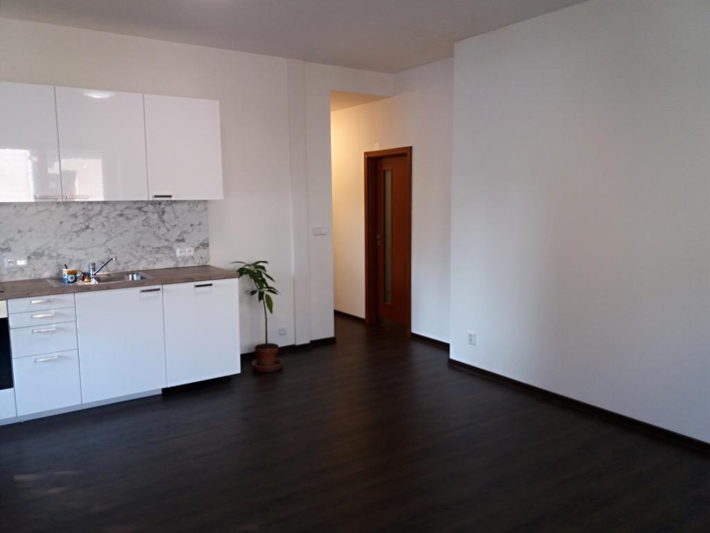 Pronajem bytu 2+kk 52 m2