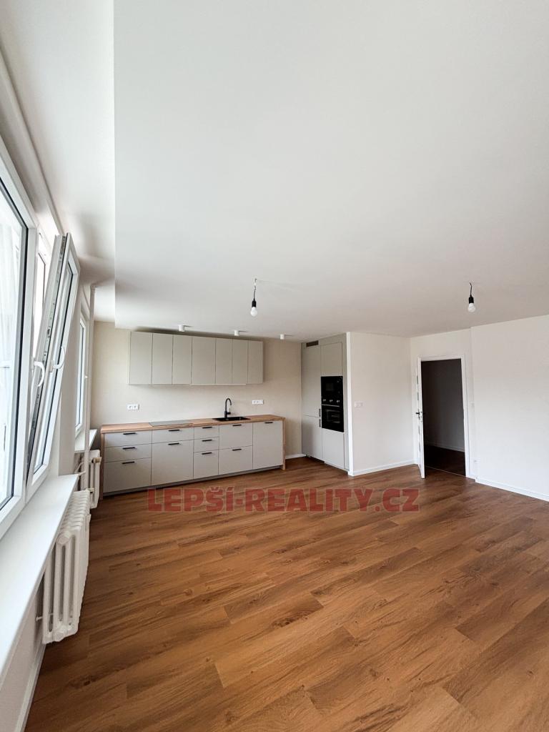 Prodej bytu 3+kk 74 m2, Praha – náhled fotky 16