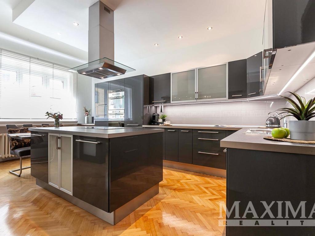 1-istabu dzīvoklis, 89 m²