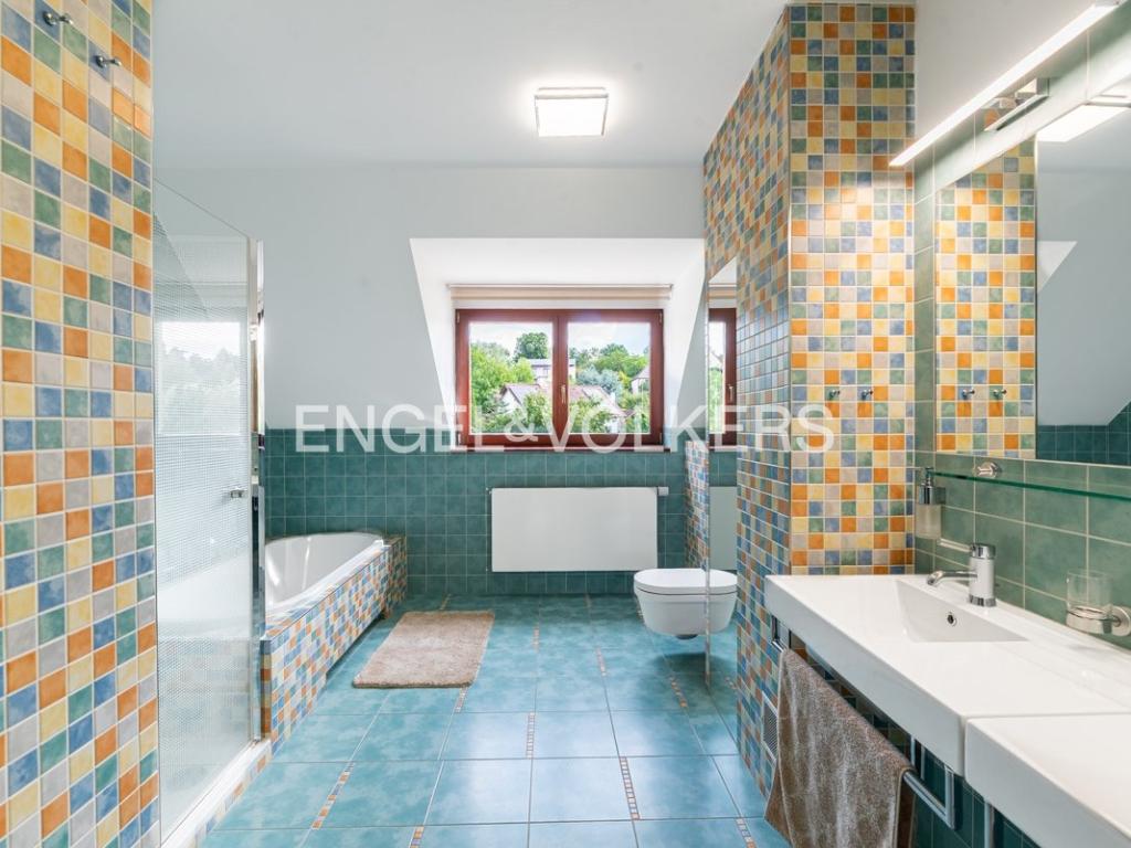 Pronájem domu 288 m2, Praha – náhled fotky 12