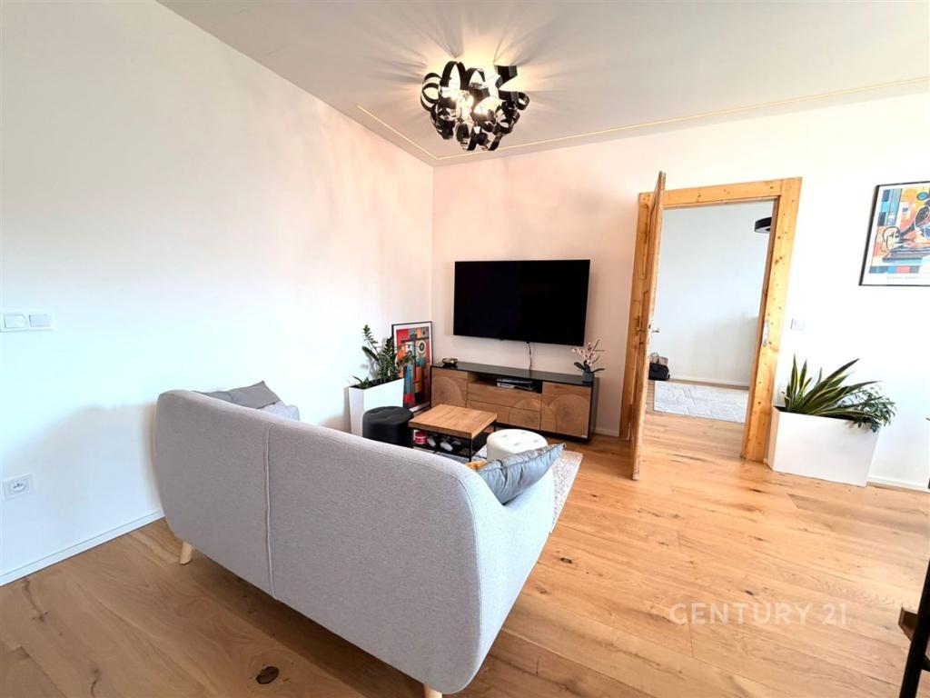 Pronájem bytu 2+kk 50 m2