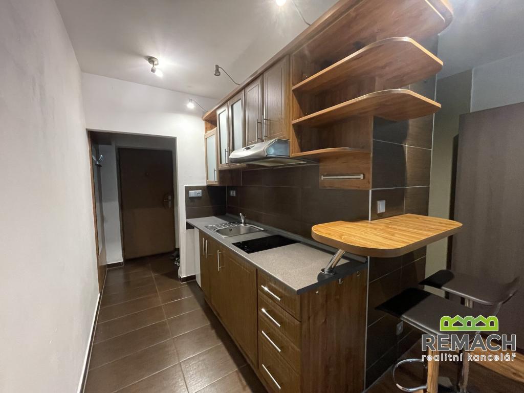 Pronájem bytu 1+kk 33 m2