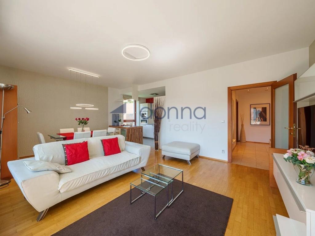 Pronájem bytu 3+kk 80 m2