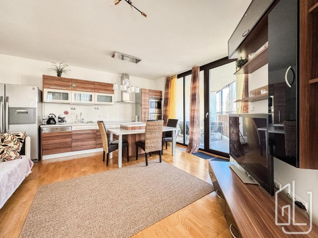 Pronájem bytu 2+kk 81 m2