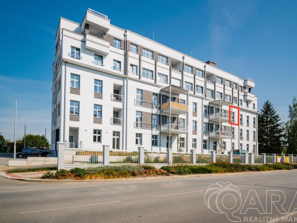 Pronájem bytu 1+kk 38 m2