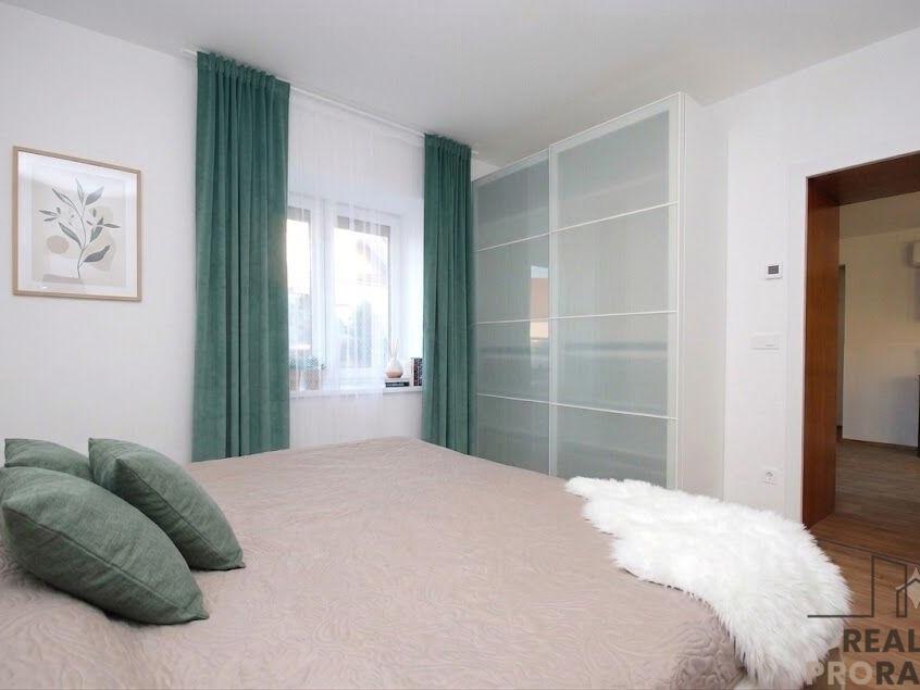 Pronájem bytu 2+kk 50 m2