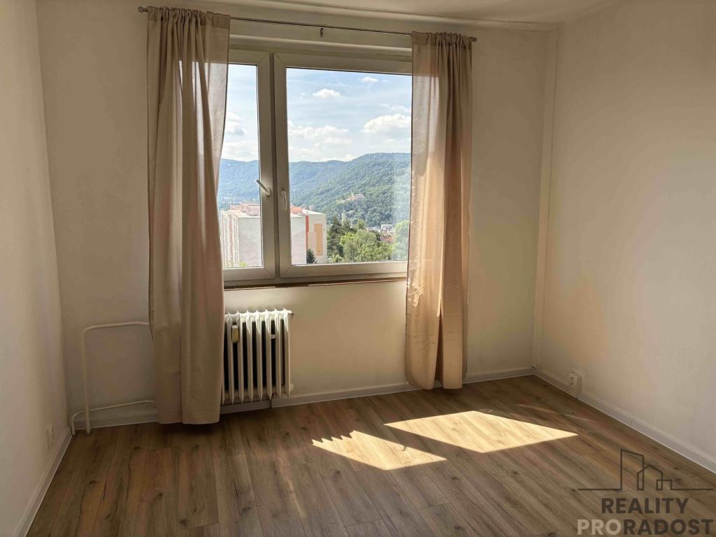 Pronájem bytu 1+1 37 m2