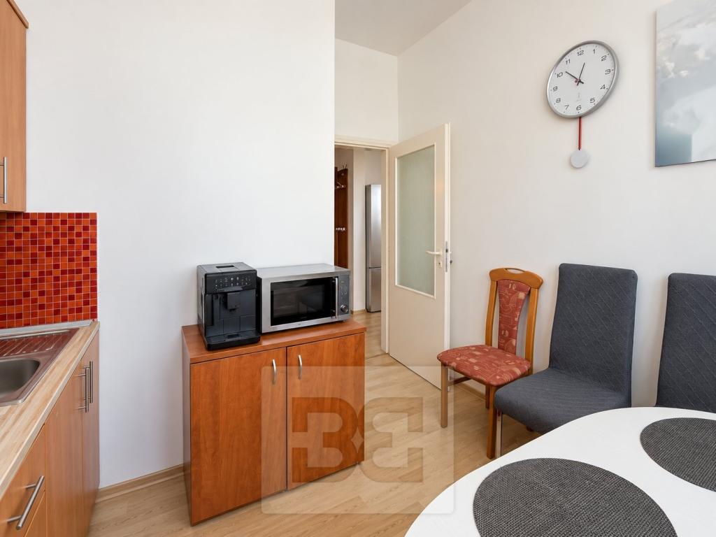 Pronájem bytu 2+1 56 m2
