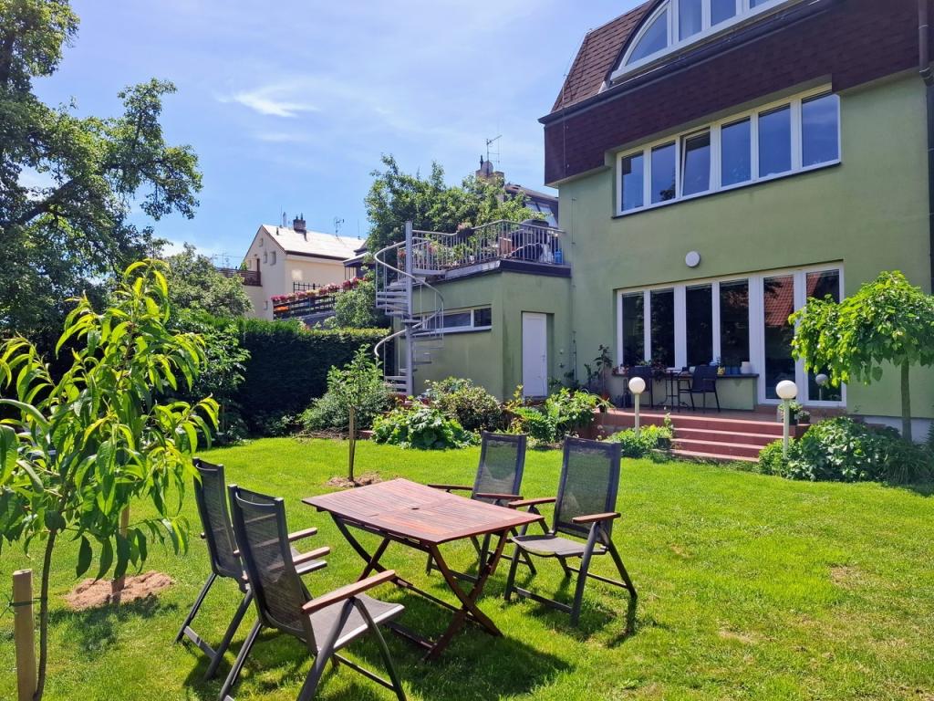 Pronájem bytu 4+1 128 m2