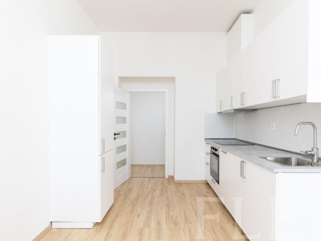 Pronájem bytu 1+kk 33 m2