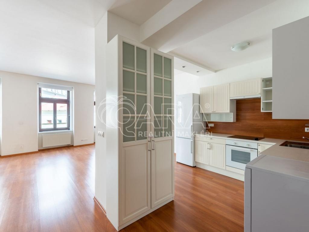 Pronájem bytu 2+kk 75 m2