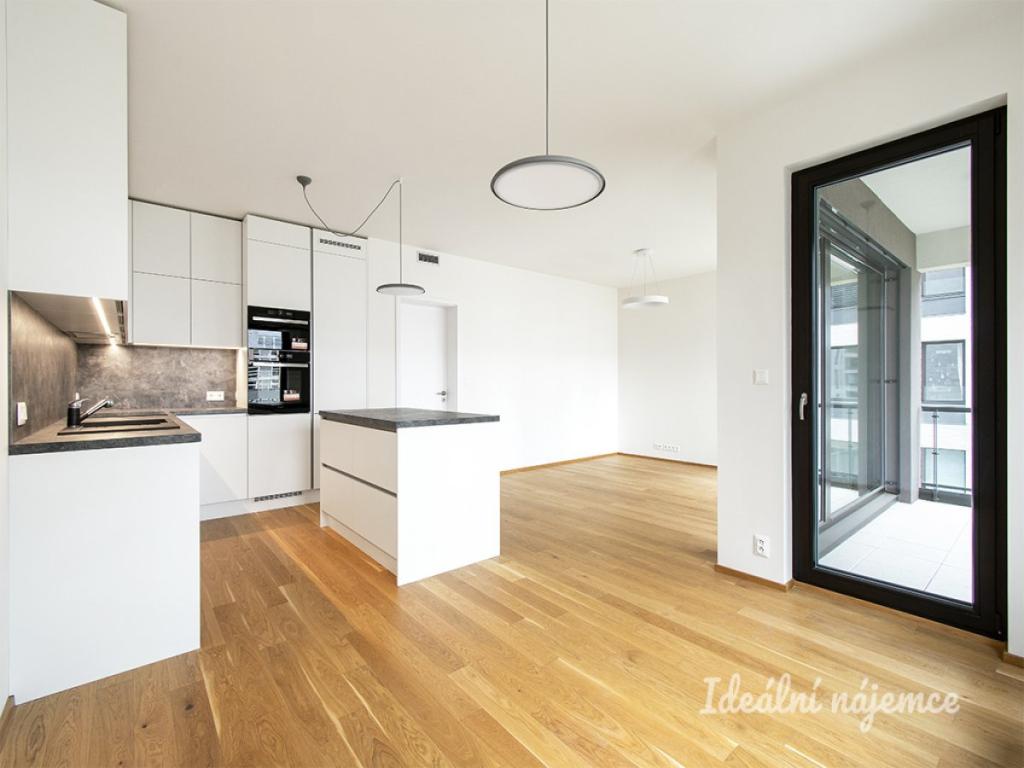 Pronájem bytu 4+kk 101 m2