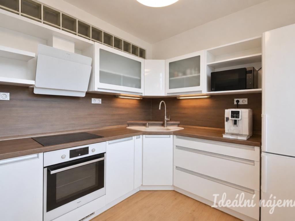 Pronájem bytu 2+1 52 m2