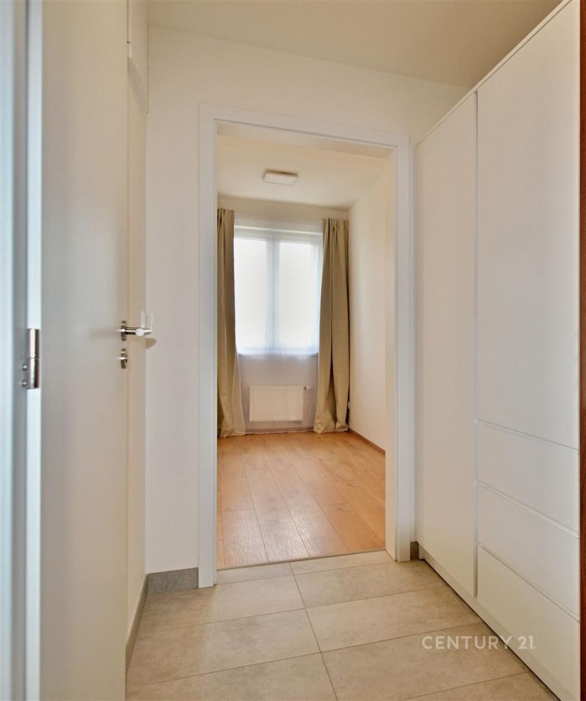 Pronájem bytu 1+kk 35 m2, Praha – náhled fotky 7