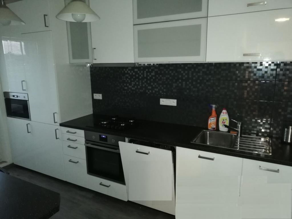 Spolubydleni bytu 1 lůžko 80 m2