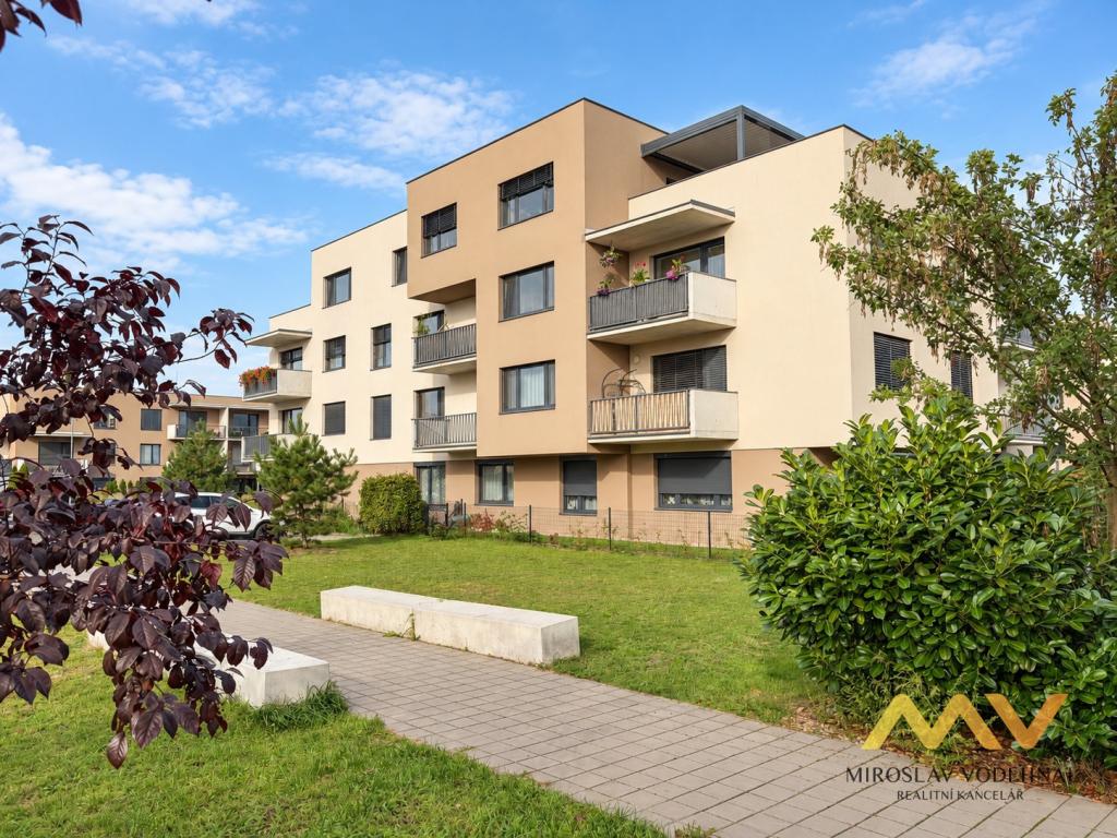 Pronájem bytu 1+kk 32 m2, Hradec Králové – náhled fotky 19