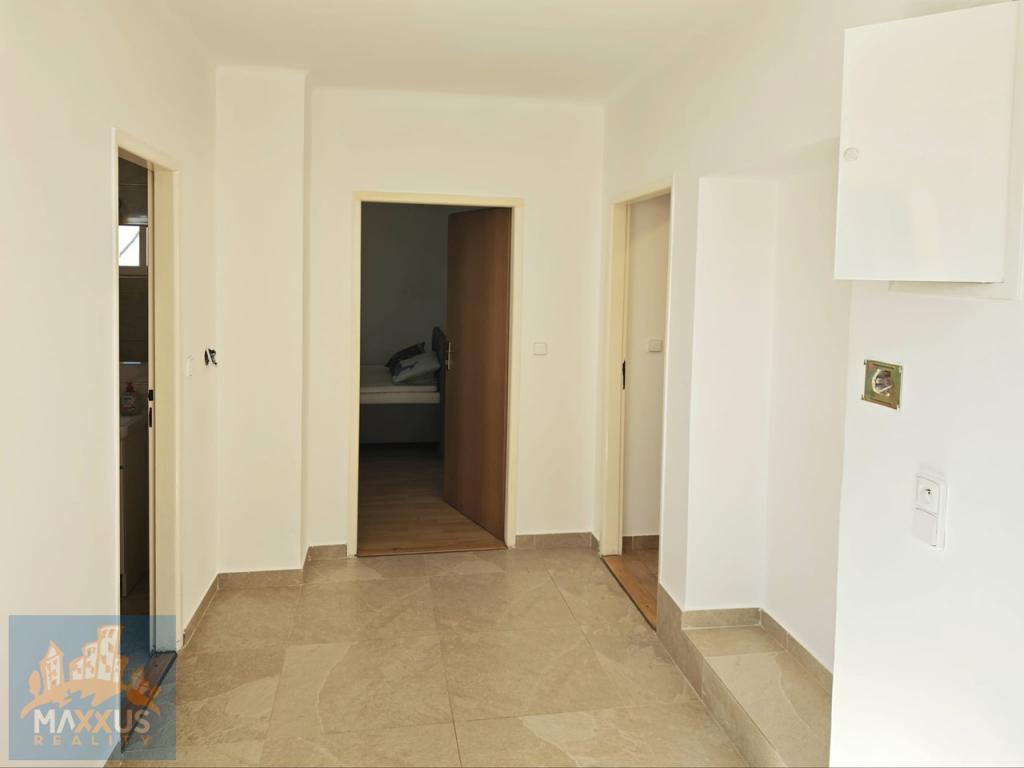 Pronájem domu 68 m2, Jinočany – náhled fotky 7