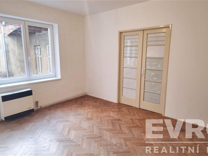 Pronájem bytu 2+1 58 m2