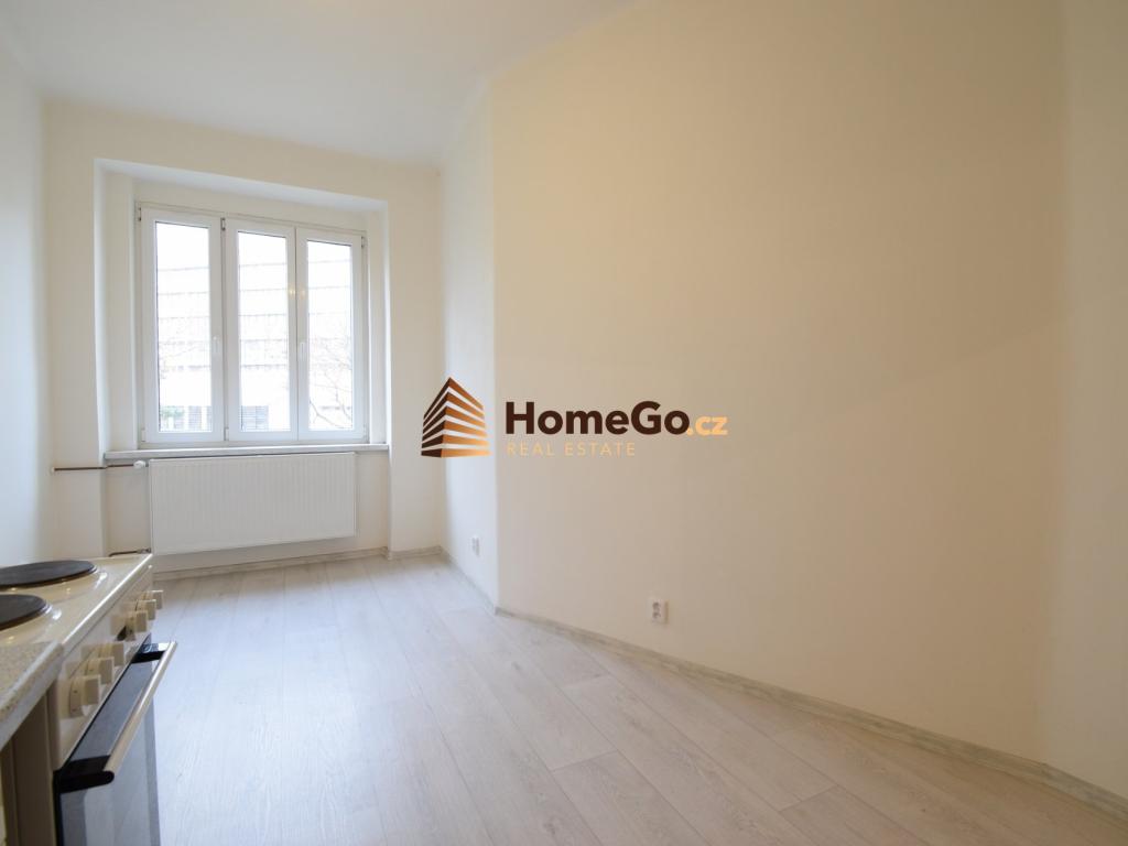 Pronájem bytu 2+kk 45 m2, Praha – náhled fotky 3