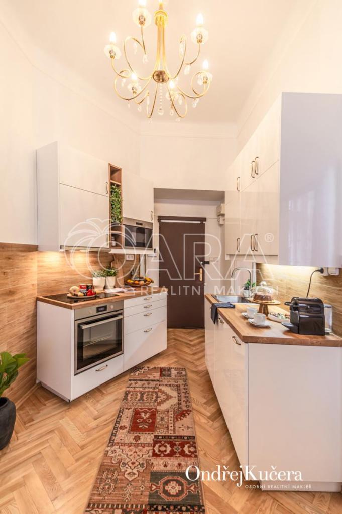 Prodej bytu 2+1 65 m2, Praha – náhled fotky 13
